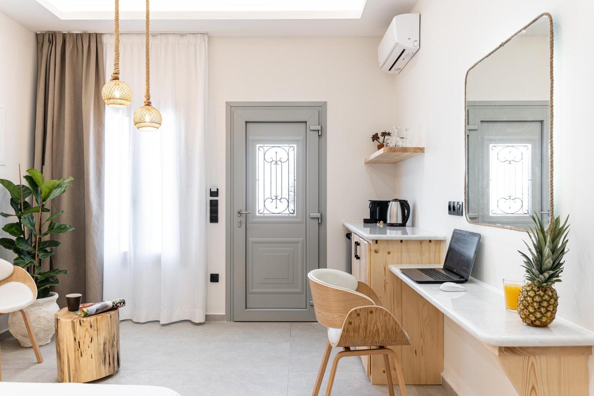 Adama'S Suites Naxos City Zimmer foto
