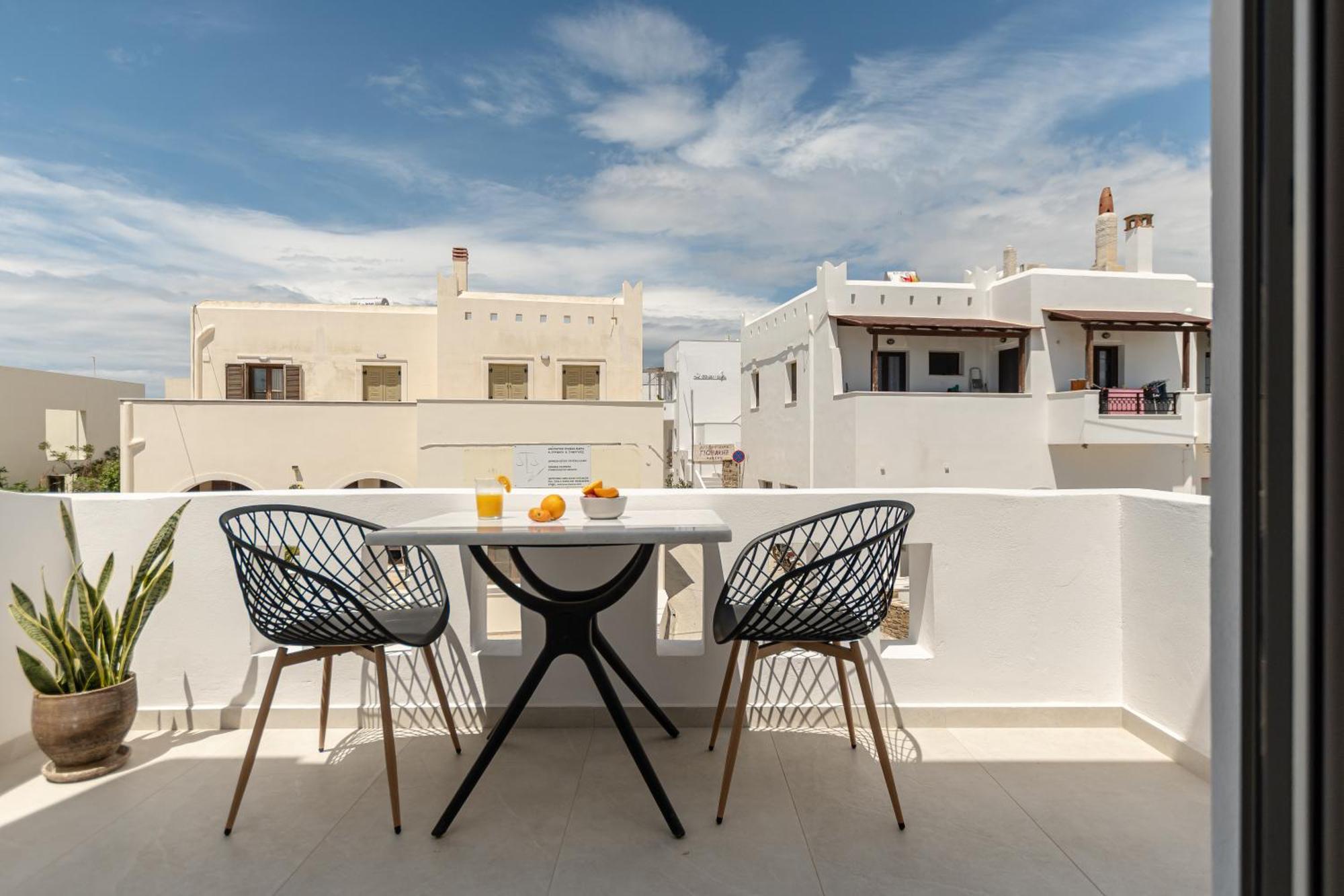 Adama'S Suites Naxos City Zimmer foto