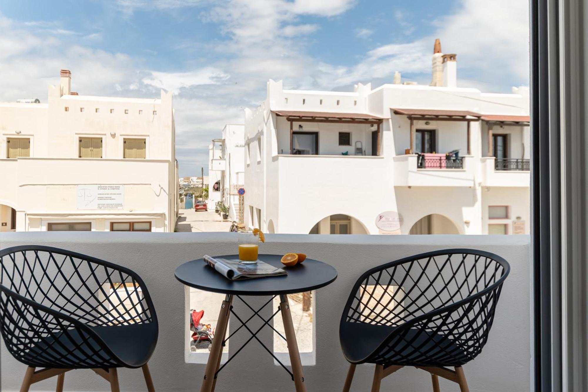 Adama'S Suites Naxos City Zimmer foto